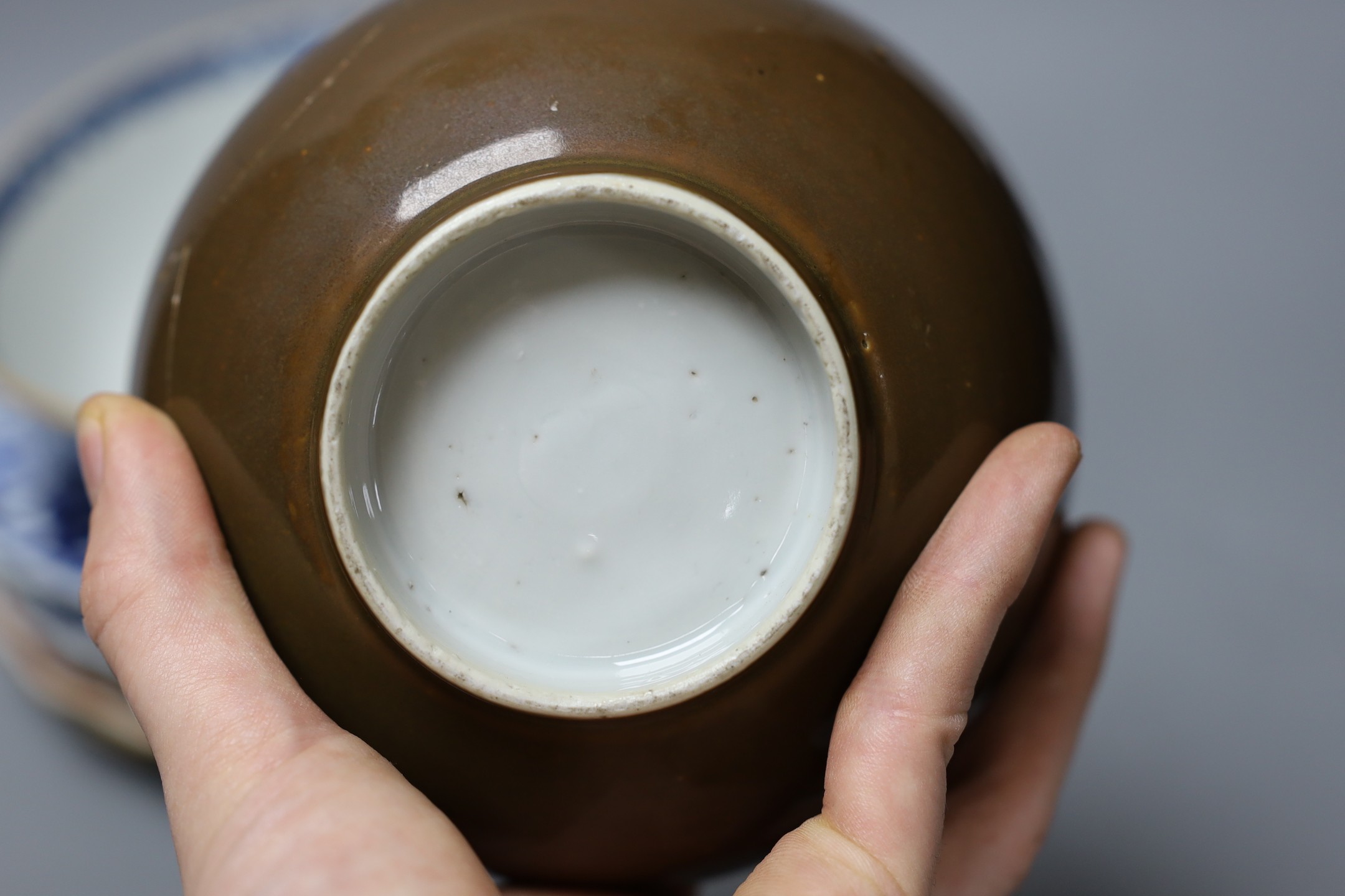 A group of 18th / 19th century Chinese blue and white plates and bowls, Largest 22 cm diameter